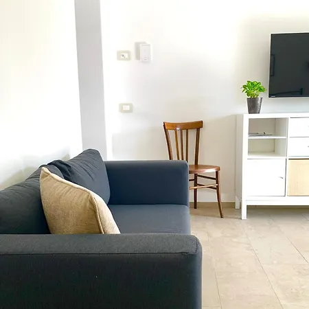 Appartamento Casa Vicolo Fiori, quiet location very close to the lake