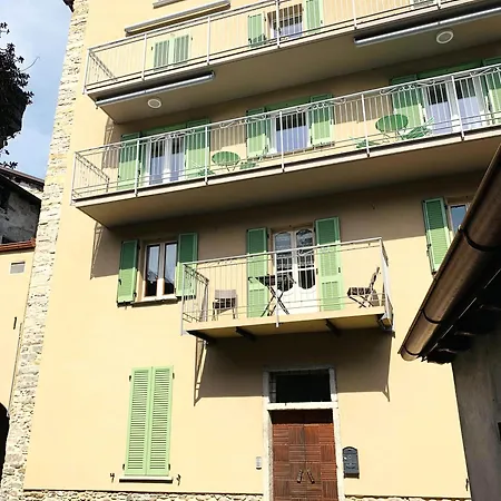 Appartamento Casa Vicolo Fiori, quiet location very close to the lake